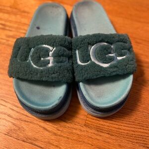 UGG women’s  Shearling Slide Sandals